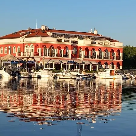 Gemuetliche Mit Terrasse By Interhome 公寓 *