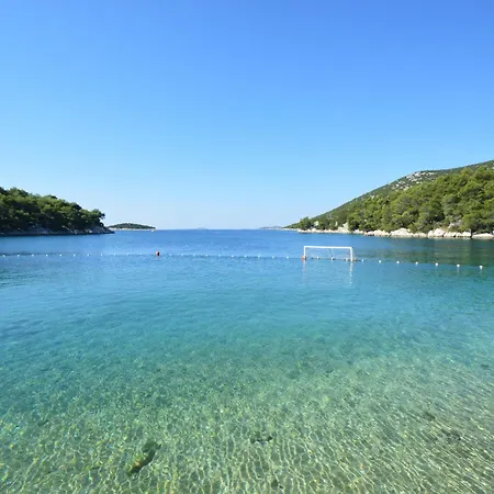 Gemuetliche Mit Terrasse By Interhome 公寓