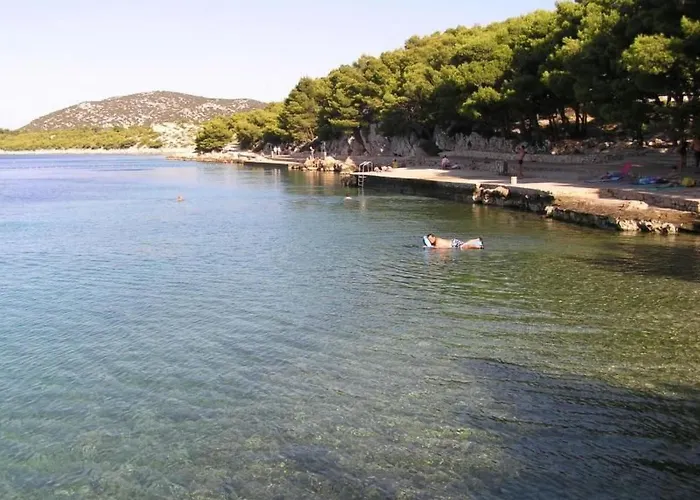 Gemuetliche Mit Terrasse By Interhome Daire Tribalj