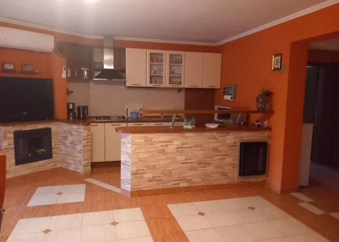 Gemuetliche Mit Terrasse By Interhome *